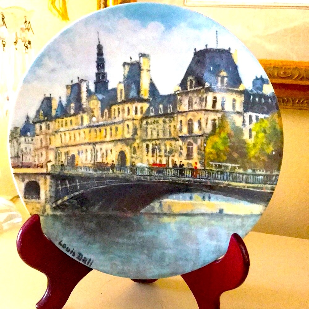 L’Hotel de Ville de Paris - Picture 1 of 5